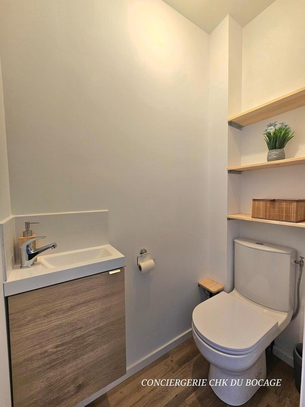 Le Relais 19 Centre Bourg T4 100m2 - 4min A Puy Dufou Hébergement de vacances