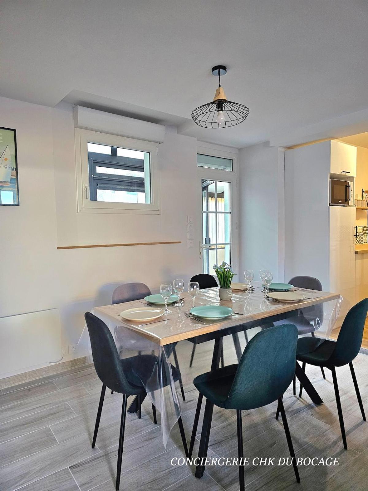 Le Relais 19 Centre Bourg T4 100m2 - 4min A Puy Dufou *