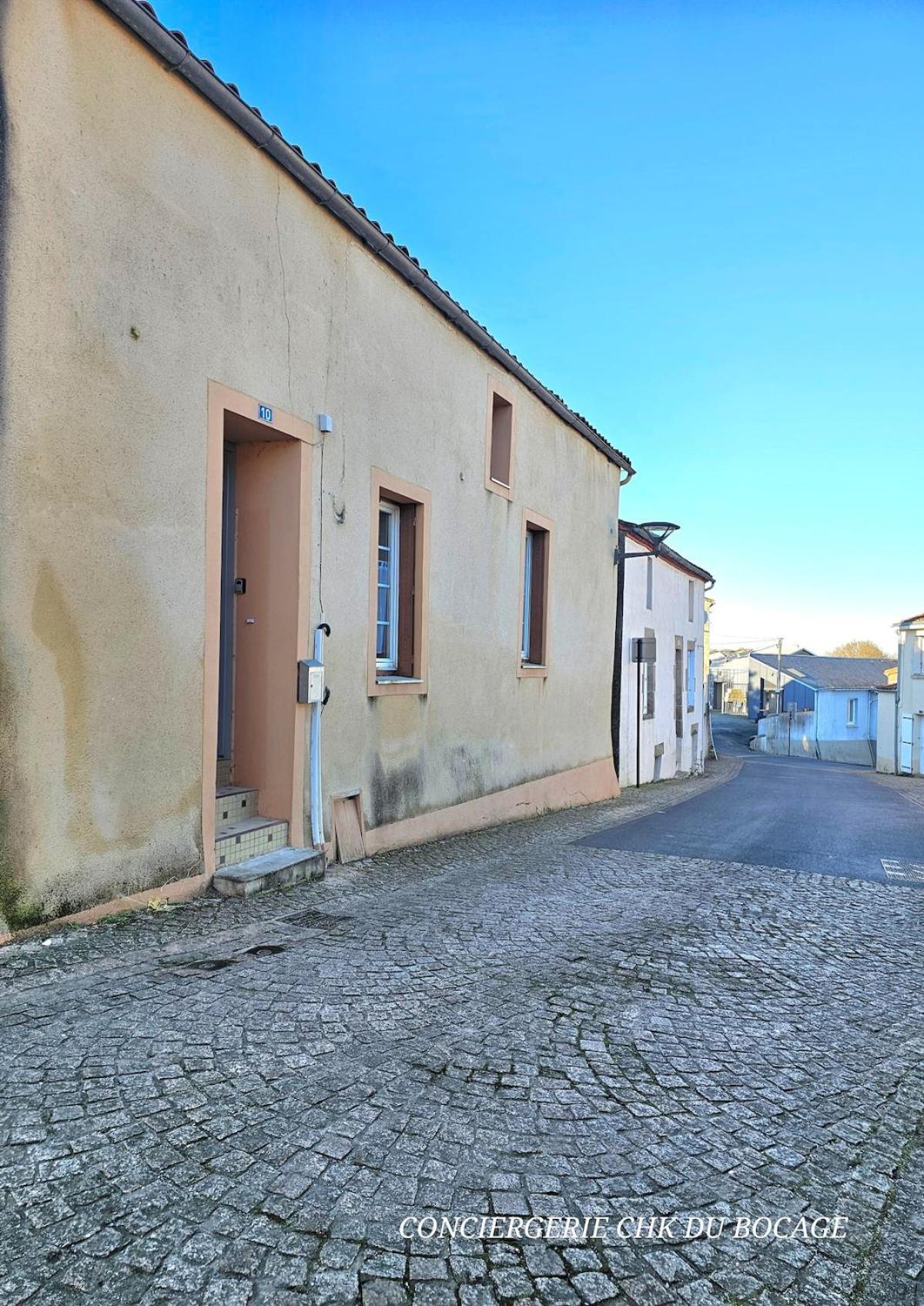Hébergement de vacances Le Relais 19 Centre Bourg T4 100m2 - 4min A Puy Dufou *