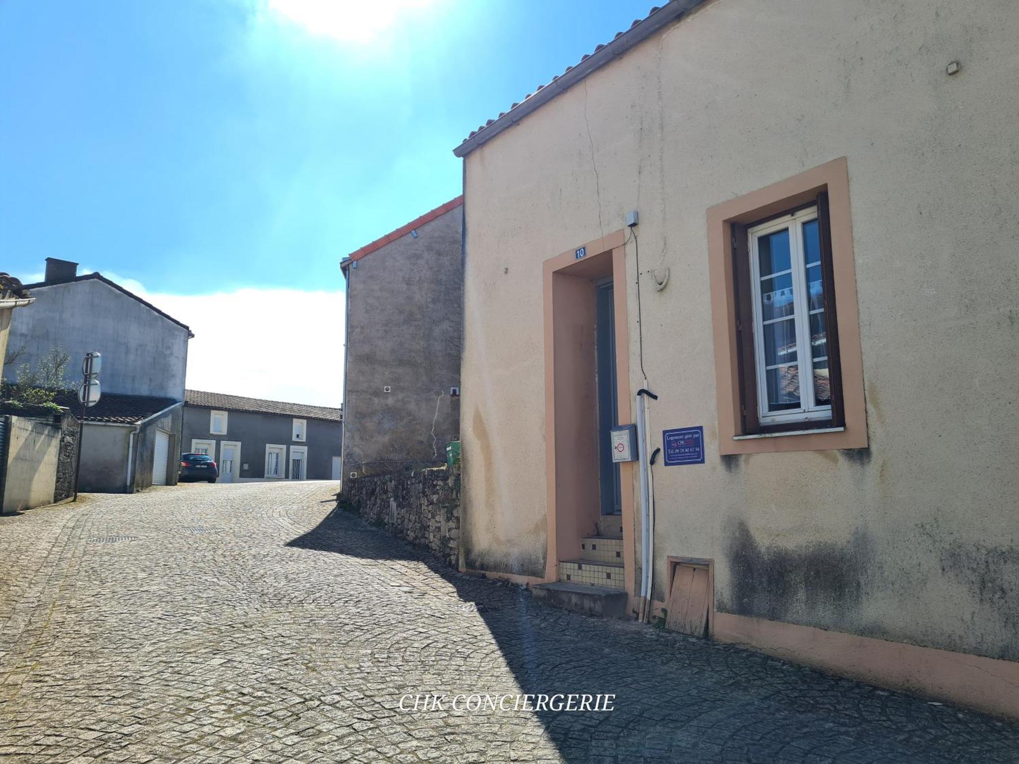 Le Relais 19 Centre Bourg T4 100m2 - 4min A Puy Dufou Les Épesses