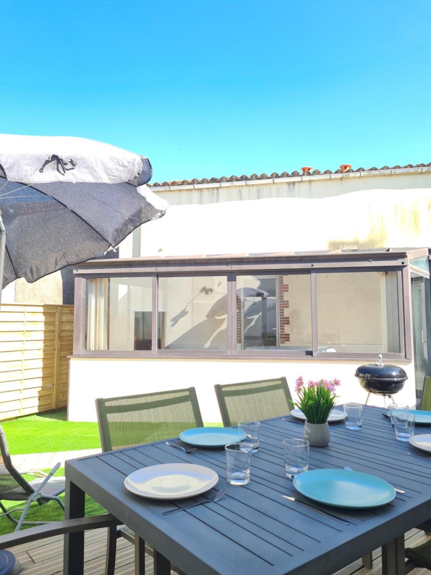 Hébergement de vacances Le Relais 19 Centre Bourg T4 100m2 - 4min A Puy Dufou Les Épesses